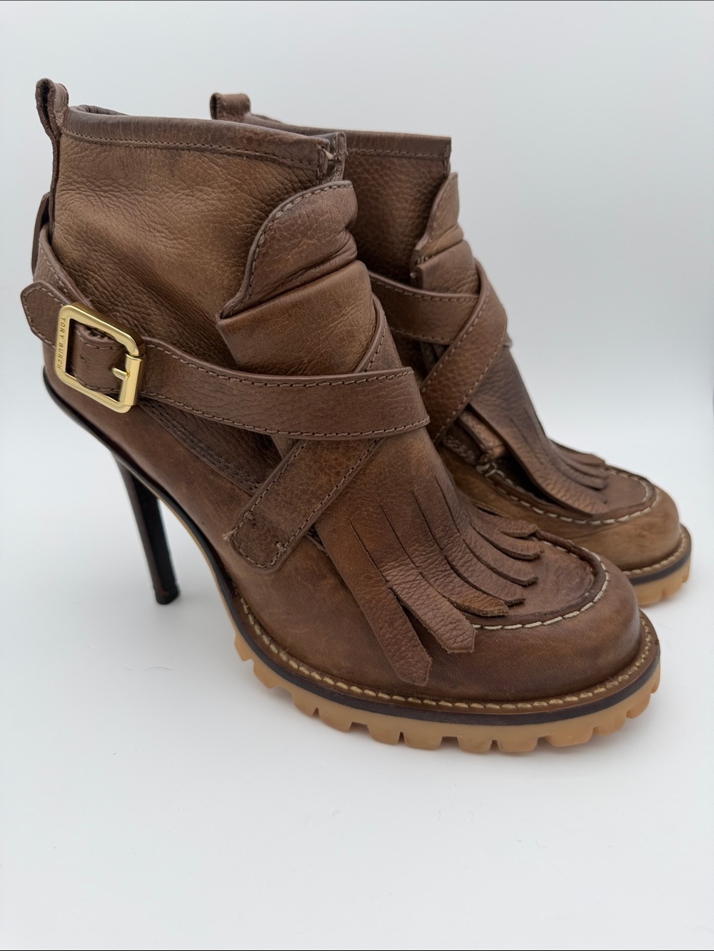 Tory Burch Front Fringe Kiltie Brown Leather Heel 5β Size 9.5 Wrap Buckle Strap